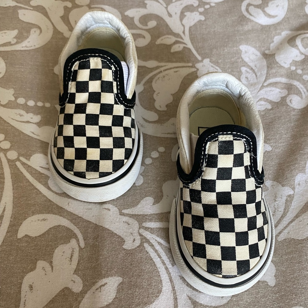 Pre-loved Toddler Vans Size 4